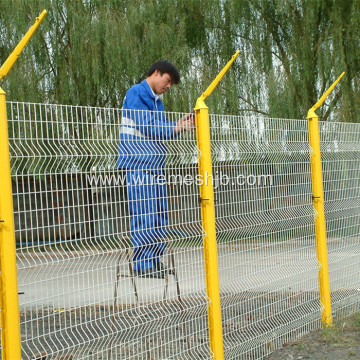 Welded Wire Mesh Security Fence